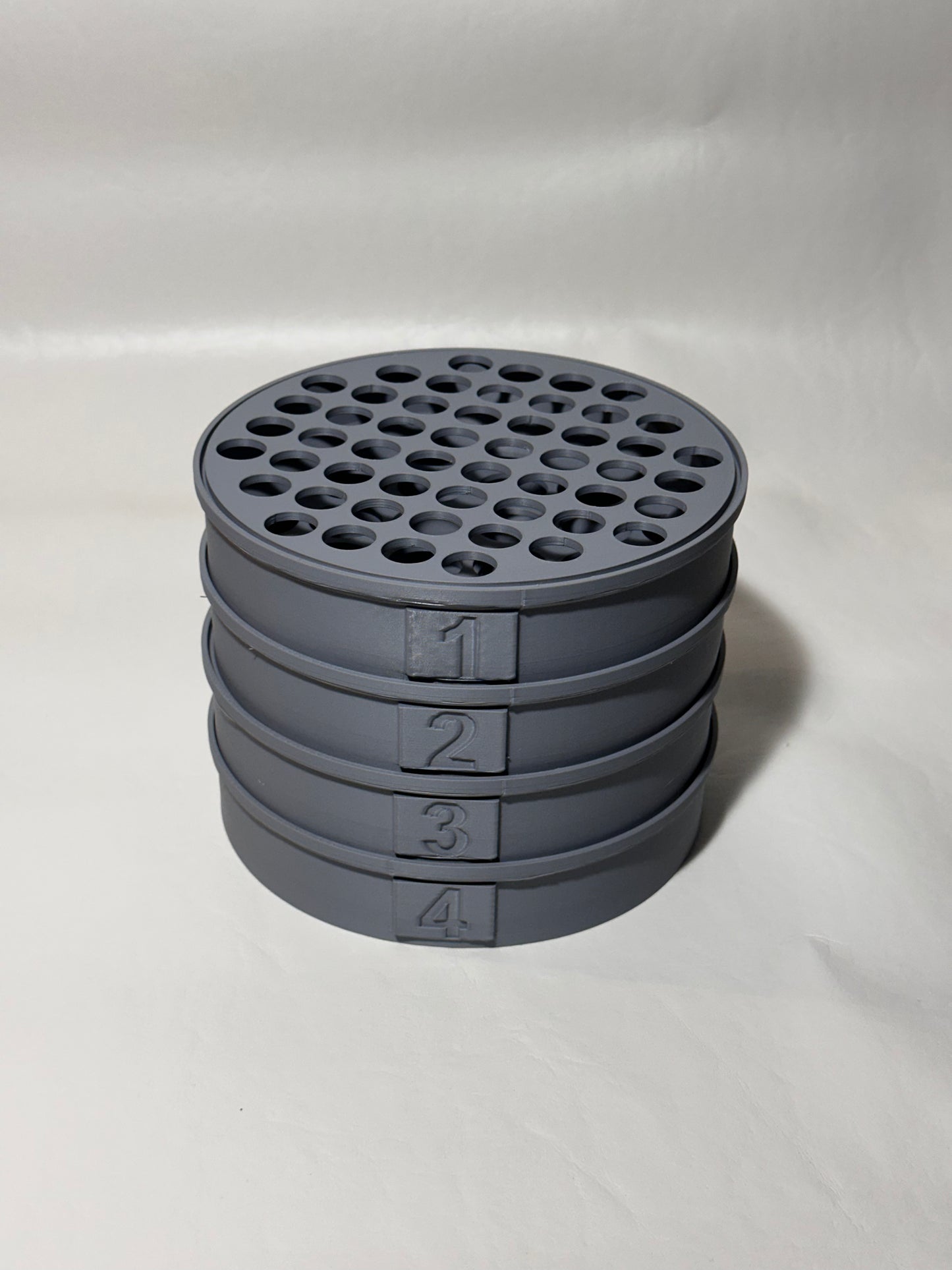 Coin sorting shaker tray